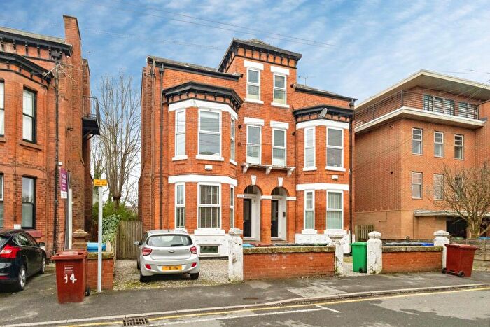 2 Bedroom Flat For Sale In Central Road, Didsbury, Manchester, Greater Manchester, M20