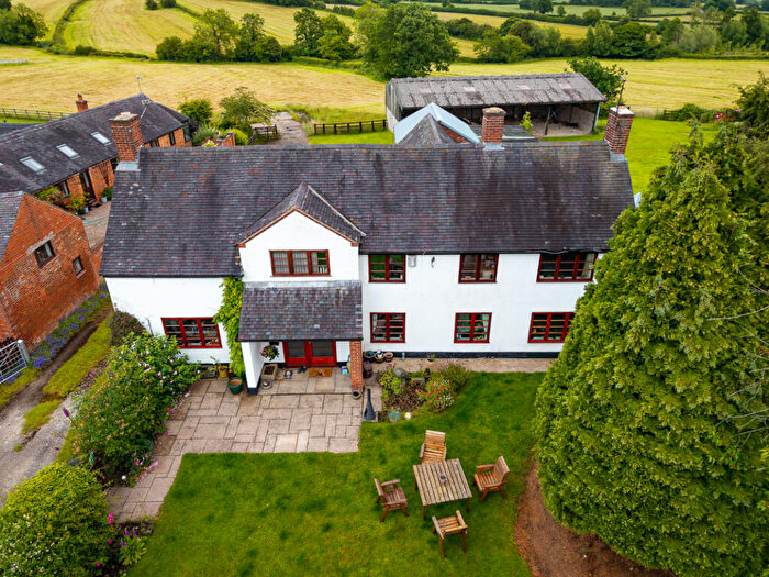 3 Bedroom Detached House For Sale In Top House Farm Dalbury Lees, DE6