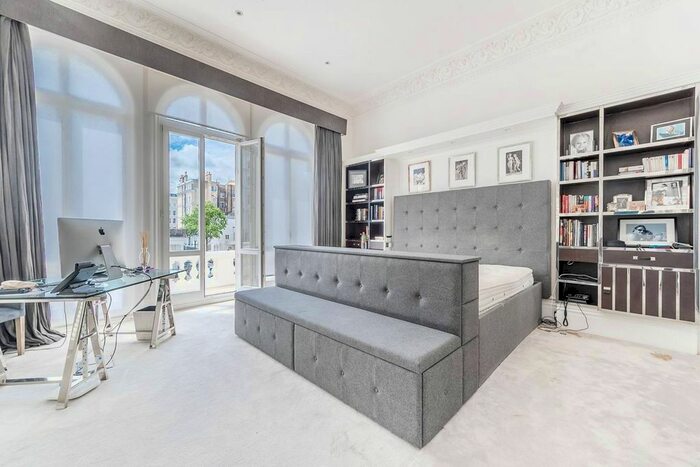 4 Bedroom Maisonette To Rent In Queens Gate Terrace, South Kensington, London, SW7