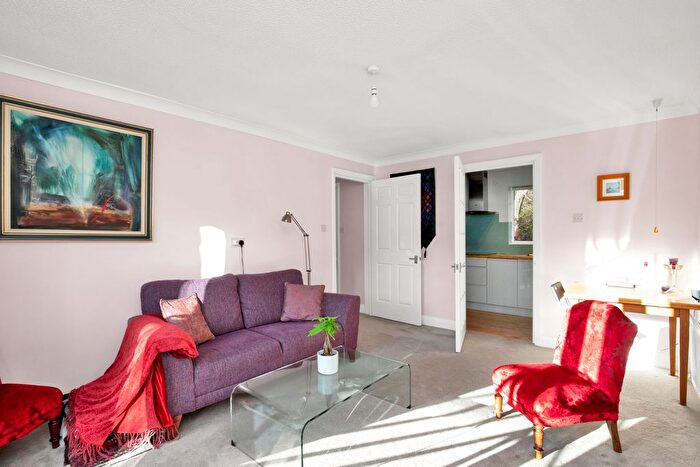 2 Bedroom Bungalow For Sale In The Courtyard, Worthing, West Sussex, BN14