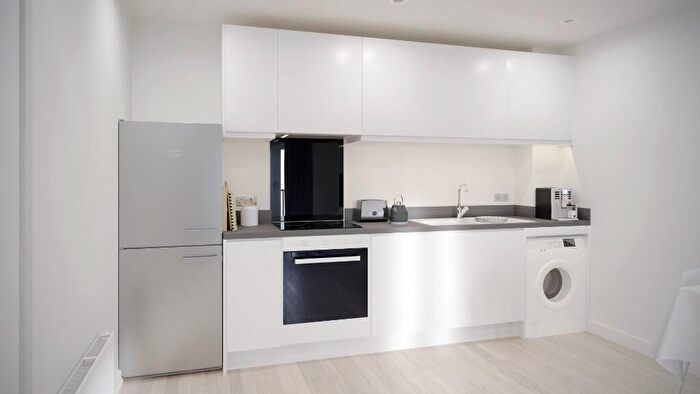 1 Bedroom Apartment For Sale In The Silverton, London, E16