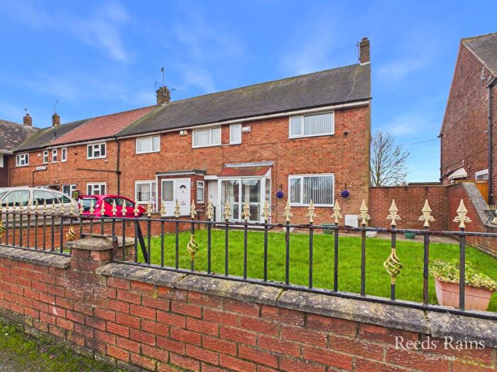 2 Bedroom End Of Terrace House For Sale In Stockwell Grove, Hull, East Yorkshire, HU9