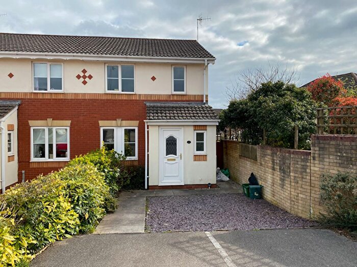 3 Bedroom Semi-Detached House To Rent In Clos Onnen, Margam, SA13