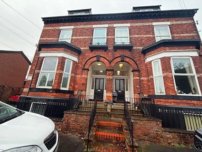 2 Bedroom Apartment To Rent In Highfield Avenue, Sale, Cheshire., M33