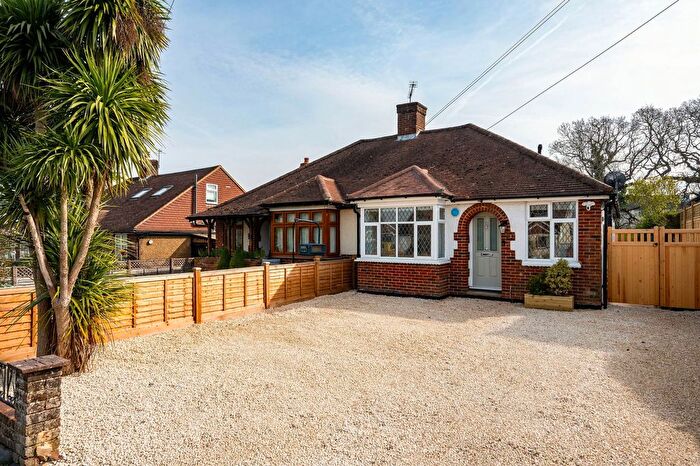 3 Bedroom Semi Detached Bungalow For Sale In Warenne Road, Fetcham, KT22