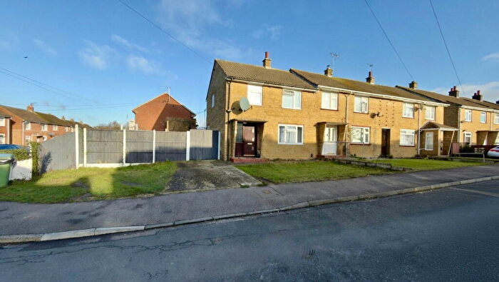 3 Bedroom End Of Terrace House For Sale In Blenheim Road, Sittingbourne, ME10