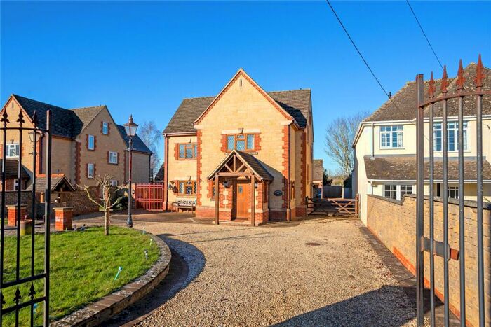 6 Bedroom Detached House For Sale In Eynsham Road, Cassington, Witney, Oxfordshire, OX29