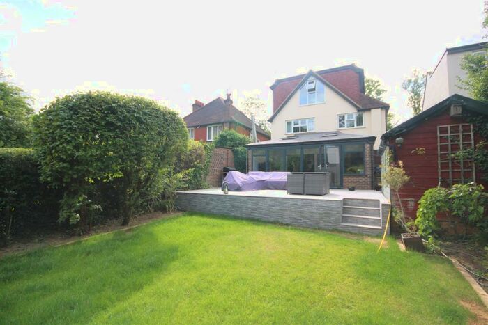 4 Bedroom House To Rent In Ash Grove, Guildford, GU2