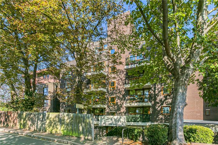 1 Bedroom Flat To Rent In Gipsy Lane, Putney, SW15