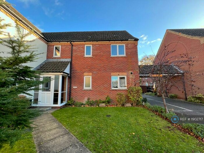 Studio To Rent In Regents Court, North Walsham, NR28