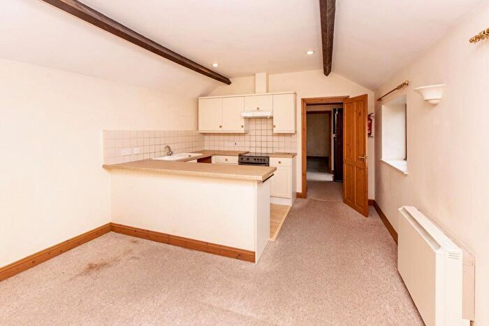2 Bedroom Barn Conversion To Rent In Backwell Common, Backwell, BS48
