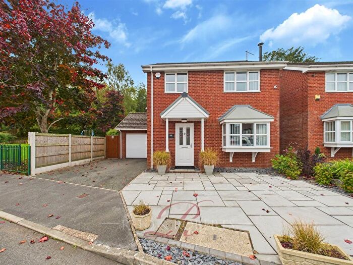 3 Bedroom Detached House For Sale In Is Y Coed, Mold, CH7
