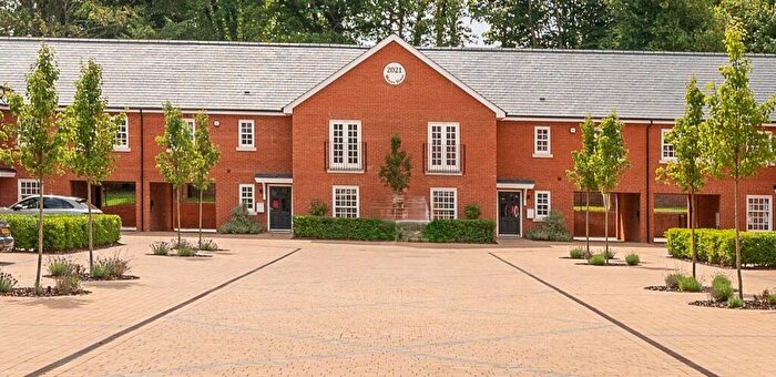 4 Bedroom Terraced House For Sale In Dark Lane, Great Warley, Brentwood, Essex, CM14