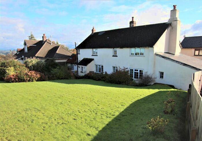 4 Bedroom Detached House For Sale In Yarnscombe, Barnstaple, EX31