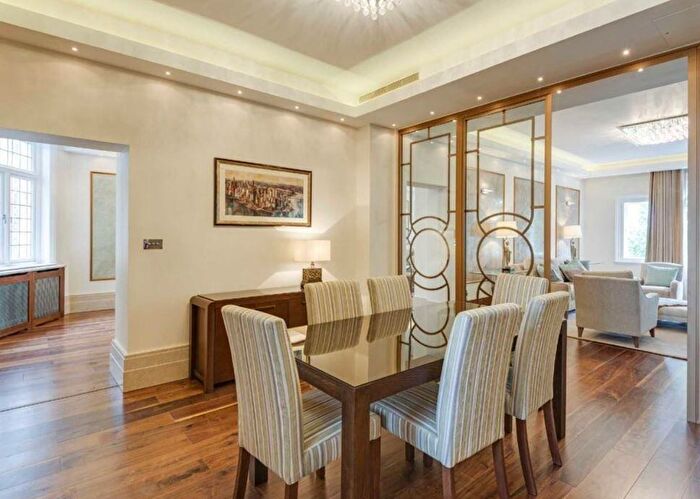 4 Bedroom Flat To Rent In Prince Albert Road, London, NW8