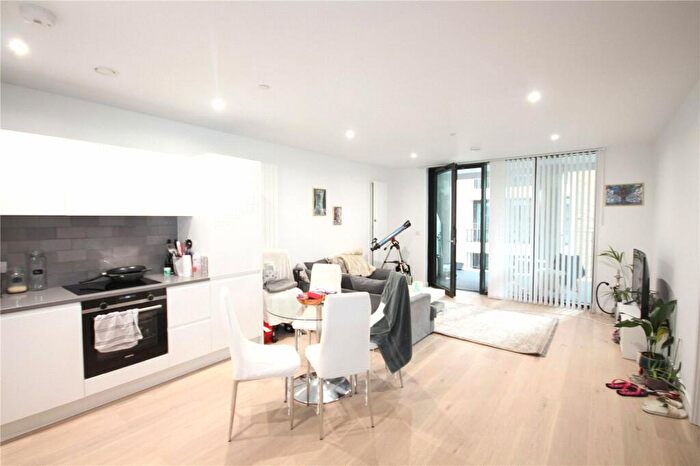 1 Bedroom Apartment To Rent In Pinnacle House, Schooner Road, Royal Wharf, London, E16