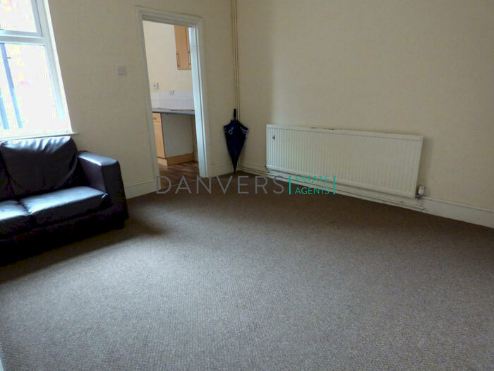 2 Bedroom Terraced House To Rent In Cambridge Street, Leicester, LE3