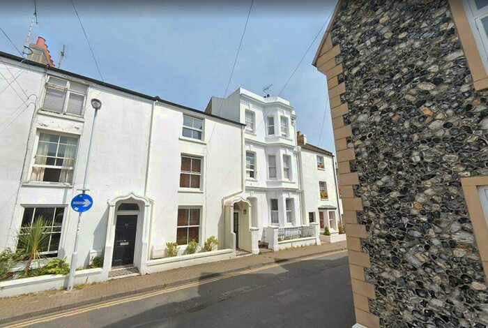 1 Bedroom Apartment To Rent In Portland Road, Worthing, BN11