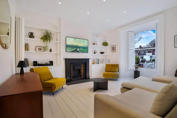 2 Bedroom Apartment For Sale In Longton Grove, Sydenham, London, SE26