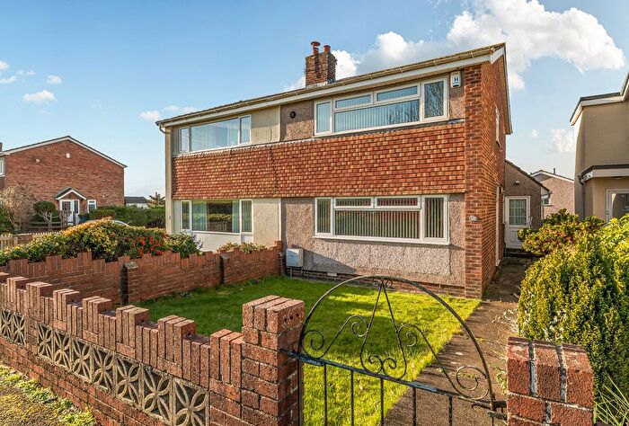 3 Bedroom Semi-Detached House For Sale In Roundways, Coalpit Heath, Bristol, Gloucestershire, BS36
