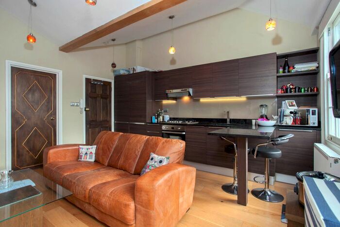 1 Bedroom Flat To Rent In Theberton Street, Islington, N1