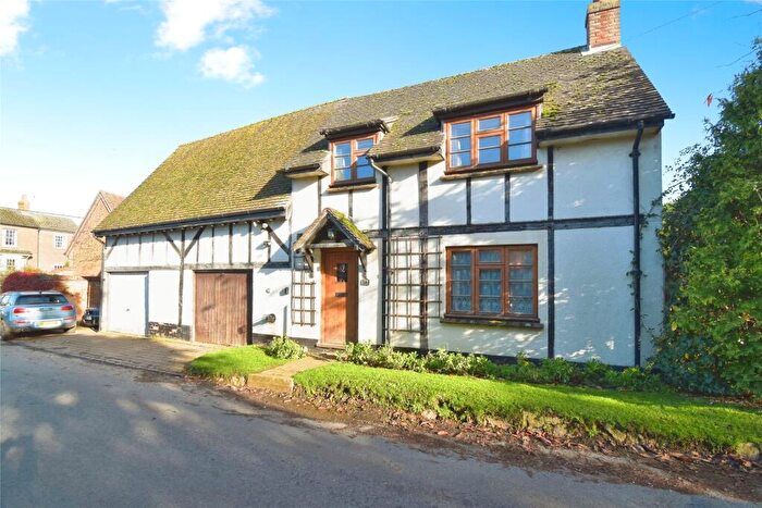 3 Bedroom Detached House For Sale In High Street, Nash, MK17