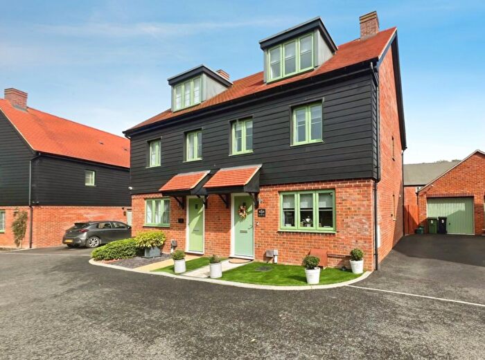 3 Bedroom Semi Detached House For Sale In Maize Lane, Basingstoke, RG23