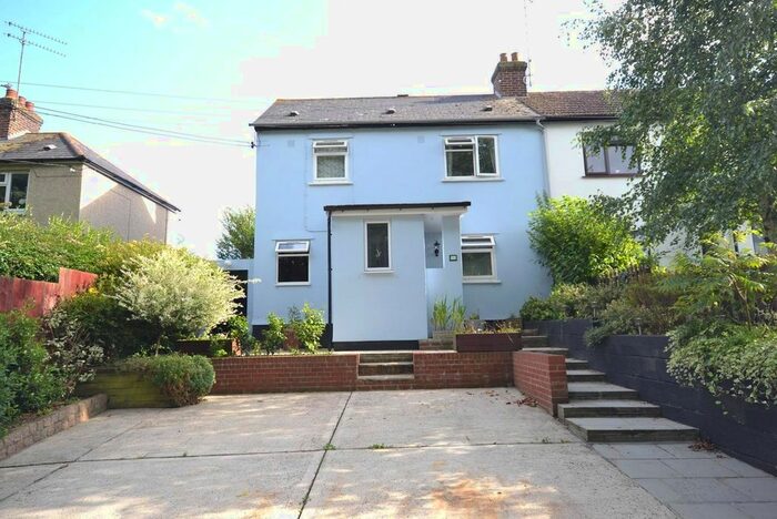 3 Bedroom Terraced House To Rent In Lodge Road, Writtle, CM1