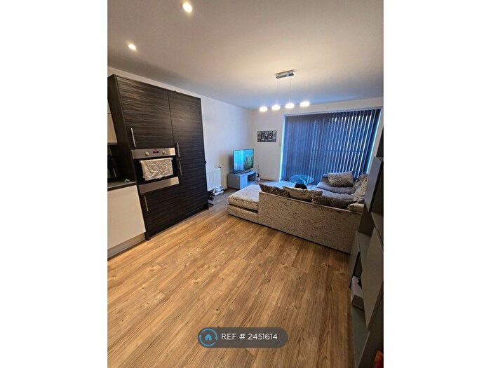 1 Bedroom Flat To Rent In Watson Heights, Chelmsford, CM1