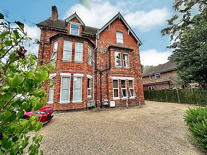 Studio To Rent In Lansdowne Road, Bedford, MK40