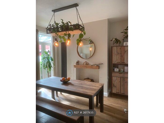 2 Bedroom End Of Terrace House To Rent In Hawley Street, Manchester, M19