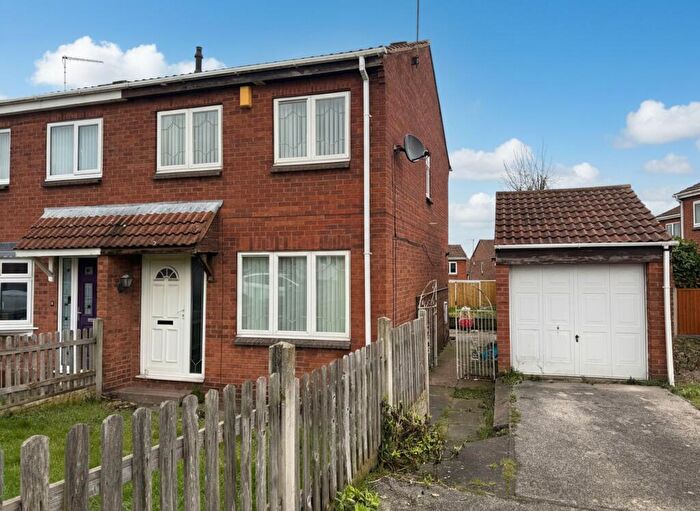 3 Bedroom Semi-Detached House For Sale In Trueman Court, Worksop, S81