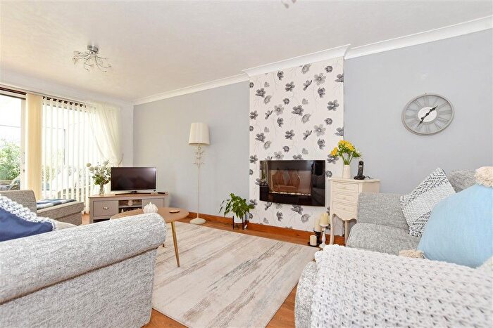 3 Bedroom Detached Bungalow For Sale In Langdale Avenue, Ramsgate, Kent, CT11