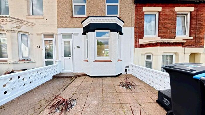 3 Bedroom Terraced House For Sale In Minerva Avenue, Dover, CT16