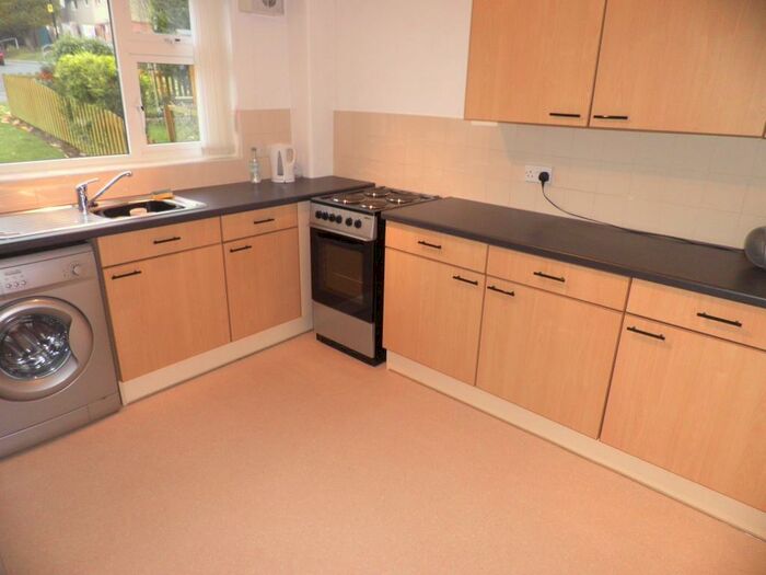1 Bedroom Apartment To Rent In Newby Crescent, Harrogate, HG3