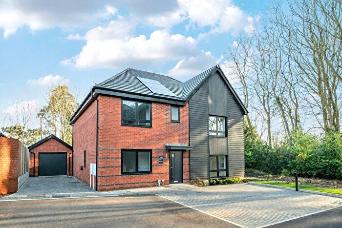 3 Bedroom Semi-Detached House For Sale In Mayflower Street, Hazlemere, High Wycombe, HP15