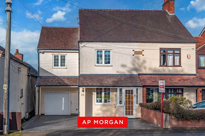 3 Bedroom Semi Detached House For Sale In Golden Cross Lane, Catshill, Bromsgrove, Worcestershire, B61