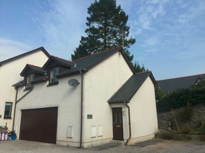 1 Bedroom Flat To Rent In Queen Street, Ulverston, LA12