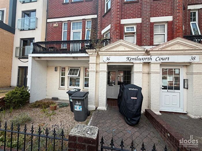 2 Bedroom Flat To Rent In Kenilworth Court, - Norwich Avenue West, BH2
