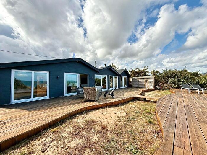 3 Bedroom Detached Bungalow For Sale In The Glebe, Hemsby, NR29