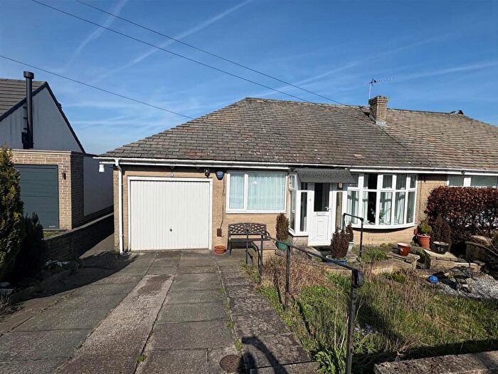 2 Bedroom Semi Detached House For Sale In Highgate Grove, Clayton Heights, Bradford, BD13