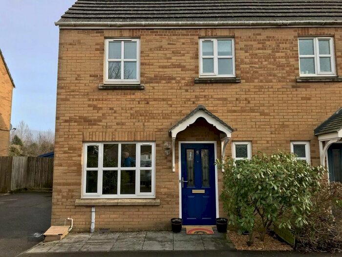 3 Bedroom Semi-Detached House To Rent In Heol Teifi, Caldicot, NP26