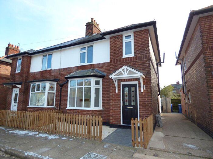 3 Bedroom Semi-Detached House To Rent In Blandford Avenue, Long Eaton, NG10
