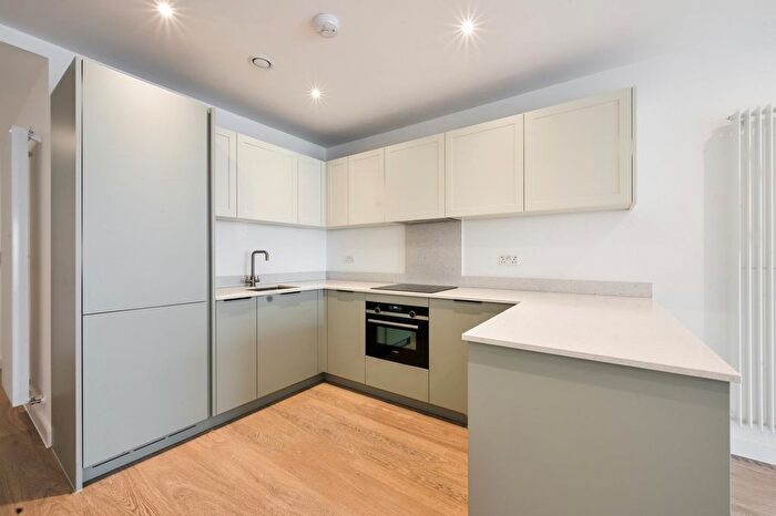 1 Bedroom Flat To Rent In Halcyon House, Eden Place, E16