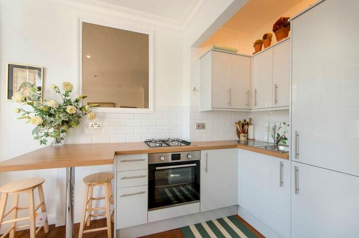 1 Bedroom Flat For Sale In Ifield Road, Chelsea, London, SW10