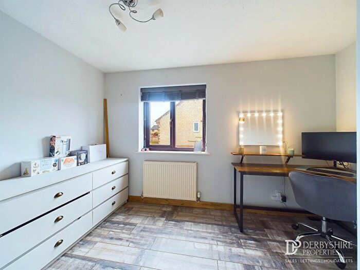 2 Bedroom Semi-Detached House For Sale In Overmoor View, Tibshelf, DE55