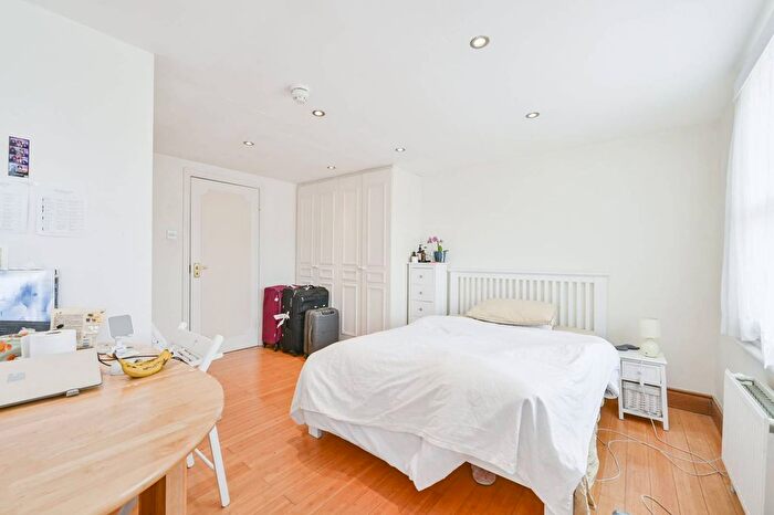 2 Bedroom Maisonette To Rent In Marchmont Street, Bloomsbury, London, WC1N