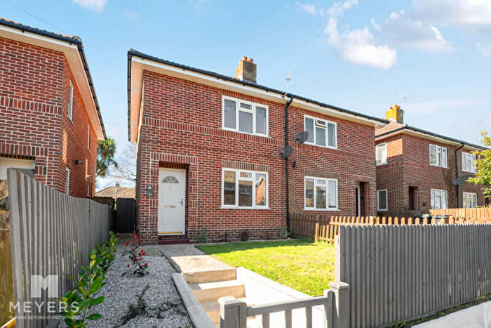 2 Bedroom Semi Detached House For Sale In Tinkers Lane, Wareham, BH20