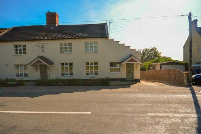 Apartment To Rent In Southwold Road, IP19