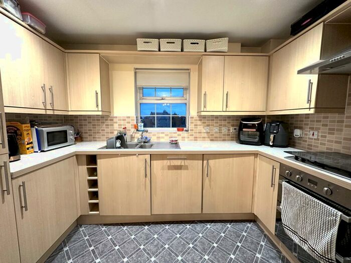 2 Bedroom Flat To Rent In Rigel Close, Oakhurst, Swindon, SN25